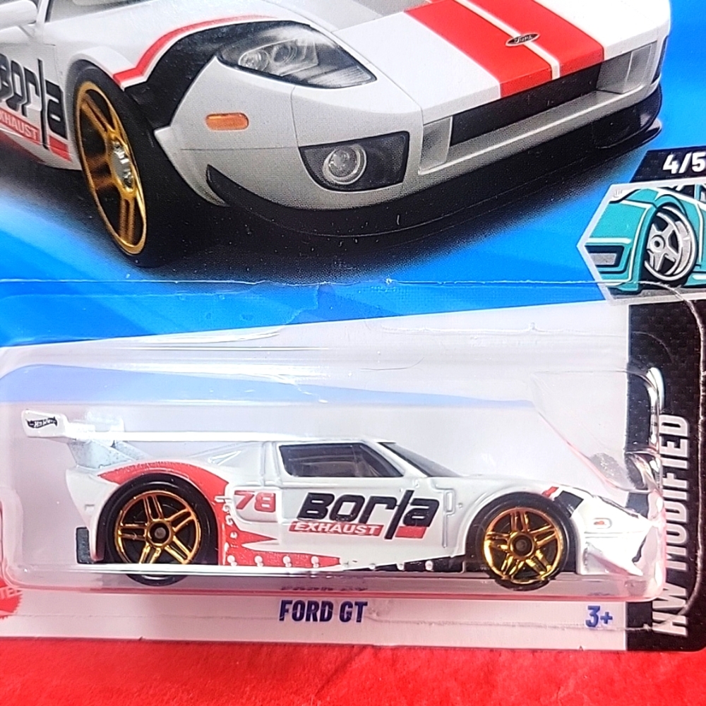2025 Hot Wheels Ford GT White/Red Borla - New